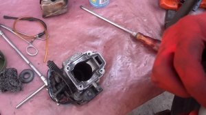 Husqvarna.Плохо работает.Сальники коленвала и повышенный холостой