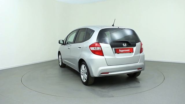 Honda Jazz 1.4 i-VTEC ES Plus-T 5dr for sale at Swansway Honda смотреть онлайн