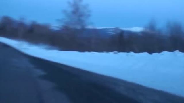 Кемеровская дорога в Шерегеш и на горизонте Горы Шории смотреть онлайн