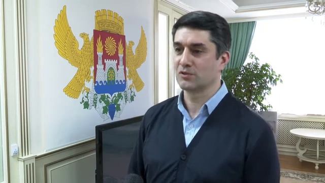 Салман Дадаев встретился с автором проекта «Здоровое село» смотреть онлайн