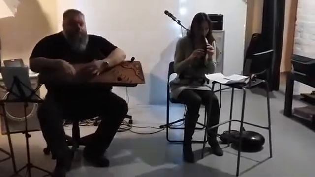 Гусли Дмитрий Татаринцев Окарина Светлана БарскаяТОРОПЯТСЯ ВЗГЛЯДЫ(Д.РЕВЯКИН,КАЛИНОВ МОСТ)cover смотреть онлайн