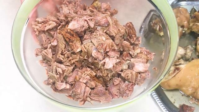 САМЫЙ ВКУСНЫЙ ХОЛОДЕЦ!!! ПРОЗРАЧНЫЙ, БЕЗ ЖЕЛАТИНА! смотреть онлайн