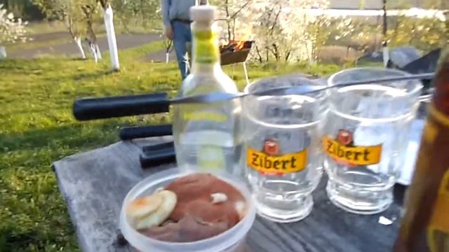 Кум жарит шашлыки в Фастове 26.04 смотреть онлайн