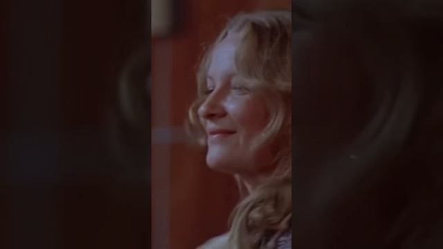 Танец влюбленной женщины ? #womaninlove #женщинатанцует смотреть онлайн