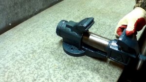 Реставрация тисков. Восстановление тисков и поворотный механизм своими руками.