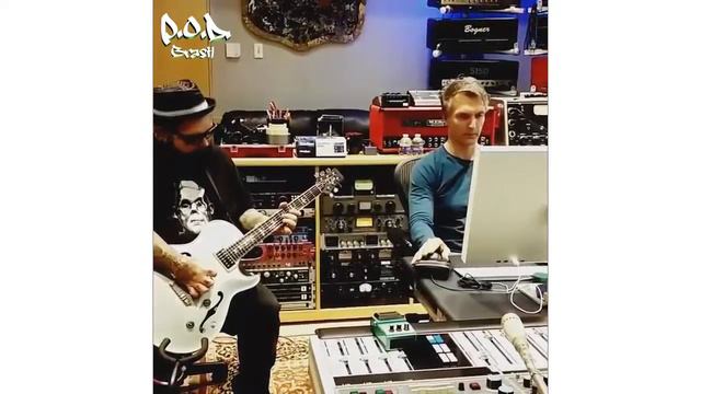 Marcos Curiel (P.O.D.) on Instagram - Day 5 tracking guitars - смотреть онлайн