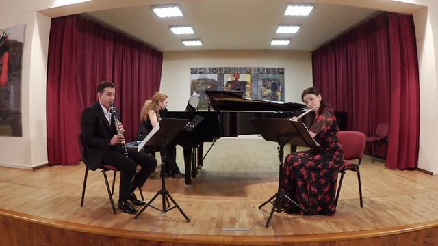 Camille Saint-Saëns -- Tarantella op.6 for flute, clarinet and piano. смотреть онлайн