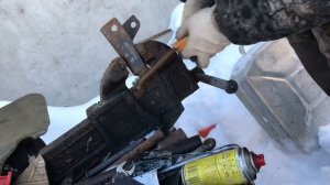 Установка бизнес кронштейнов буксировочного крюка часть 1