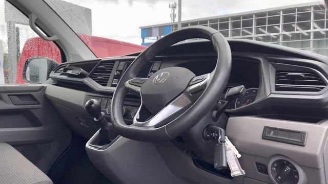 Used Volkswagen Transporter @ VW Van Centre Liverpool смотреть онлайн