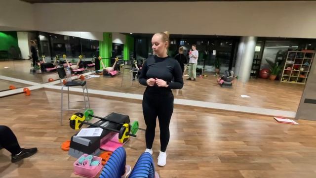 Hot Iron 1,2 Релиз 85. Трек 8. Разбор упражнений. Фитнес-клуб Ufit смотреть онлайн