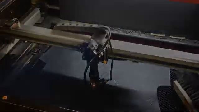 Резка кожзама на halk 53 смотреть онлайн