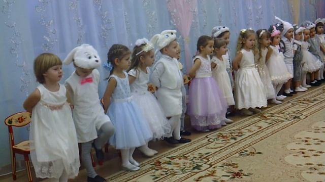Новогодний утренник. Группа "Ежата". смотреть онлайн