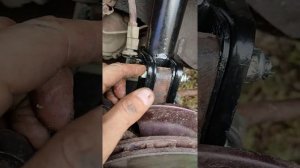 Замена переднего амортизатора на Лада Гранта 2012 года на газомасляные заводские