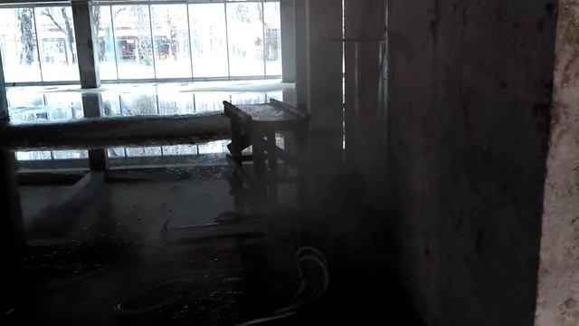 Резка бетона алмазным канатом. Cutting concrete with diamond rope. смотреть онлайн
