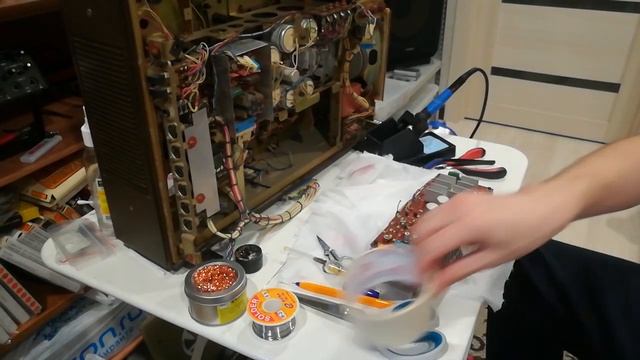 Сатурн 202С-2 часть 4. Слушаем: группа Окей, Андрей Скрынников, рок СССР пока не опознал смотреть онлайн