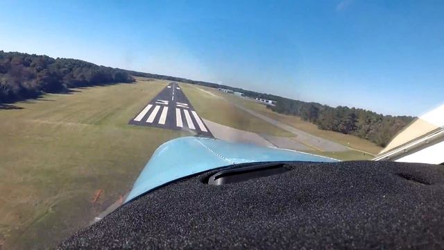 LANDING INTO OCEAN CITY AIRPORT MD KOXB смотреть онлайн