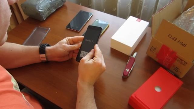 Смартфон Oneplus X - распаковка и первое впечатление смотреть онлайн