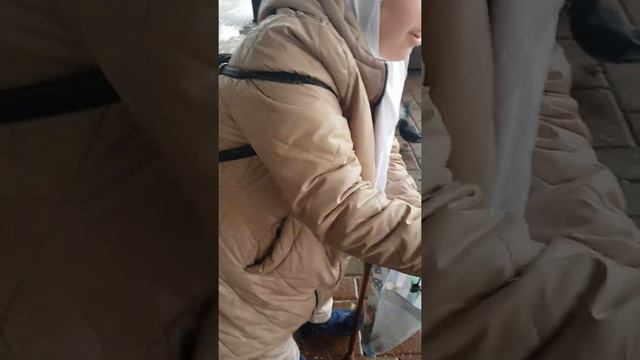 закарпатская цыганская звезда московского метро на заработках у мечети смотреть онлайн