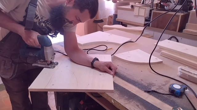 DIY.Полка угловая на кухню из дерева. смотреть онлайн