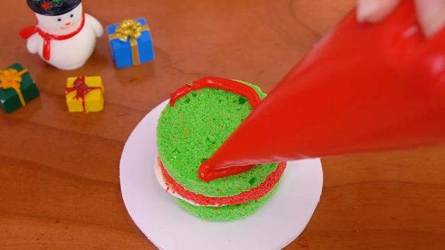 ? Best Miniature Christmas Tree Cake Decoration | Holiday Cake Ideas By Mini Cakes