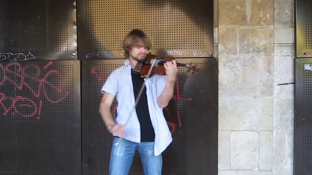 КЛАССИЧЕСКАЯ МУЗЫКА НУ УЛИЦЕ ► Chopin Nocturne - Скрипка смотреть онлайн