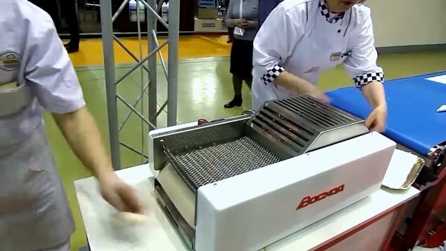 Машина для производства круассанов ТЗ-7 смотреть онлайн