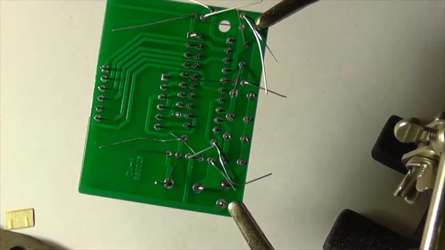 Часы с будильником из Китая. Набор для пайки KIT DIY,(Как не надо паять!!!) смотреть онлайн