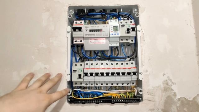 Встраиваемый щит Tekfor 24 модуля. Для двухкомнатной квартиры. Как собрал. смотреть онлайн