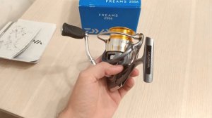 Обзор катушки Daiwa Freams 11
