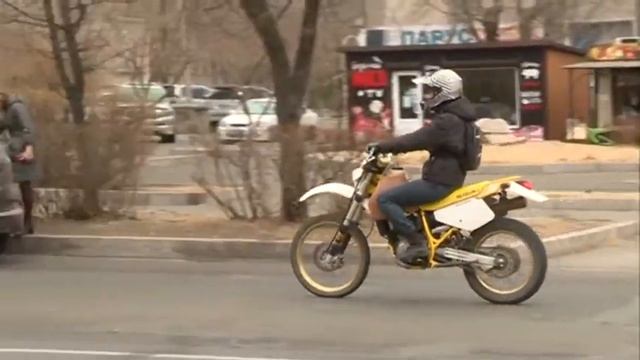 Suzuki DR250 смотреть онлайн