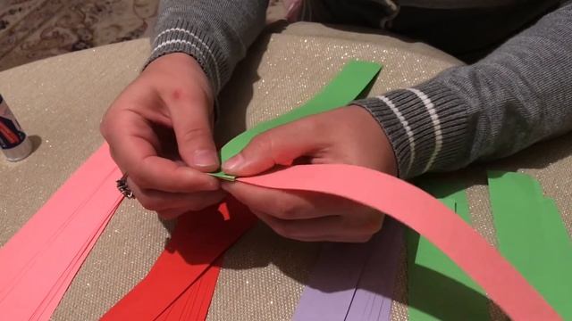 Дистанционное занятие на тему: "Игрушка" из цветной бумаги смотреть онлайн