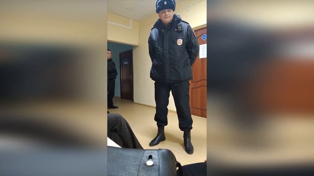 Юрист нагибает мента / очередной мусор на видео. смотреть онлайн
