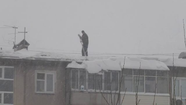 А24 | #Ачинск: чистка крыш смотреть онлайн