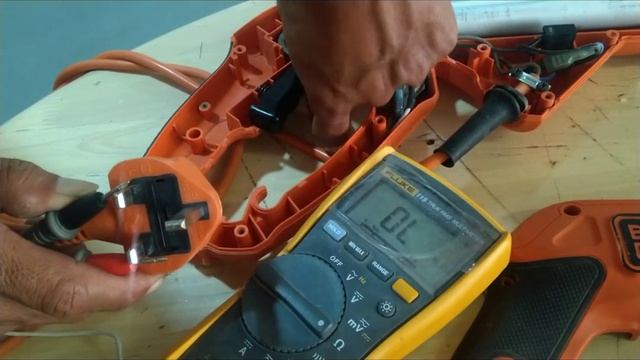 How to repair Black and Decker Grass Trimmer in 5mins #Black+Decker #grasstrimmer смотреть онлайн