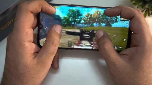 PUBG on Realme 3 Pro ? (Gaming Review) Hindi смотреть онлайн