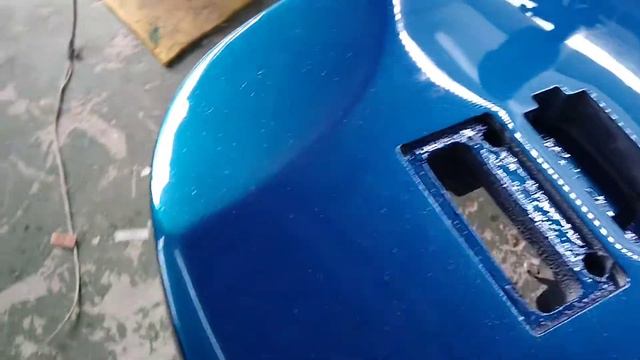 Guitarra - pintura azul flake! смотреть онлайн