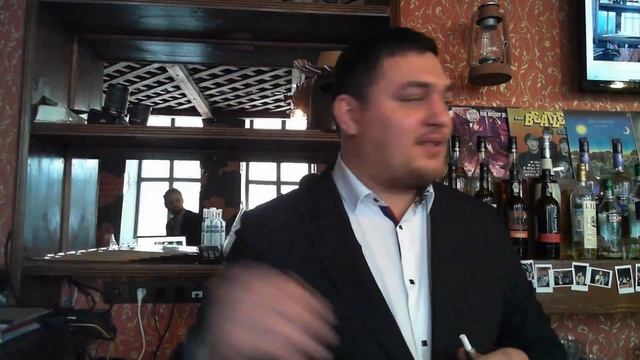 Хитрый бомж начало смотреть онлайн