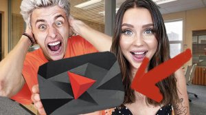 ПОДАРОК ВЛАДУ А4! *КНОПКА ЮТУБ*