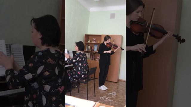 Афанасьева Ксения, 14 лет, г. Стерлитамак ДМШ 1. А. Корелли, Соната 6,1-2часть смотреть онлайн
