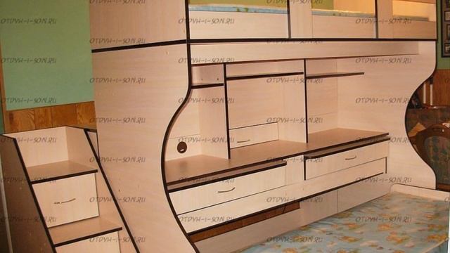 Двухуровневые Кровати не только для двоих детей смотреть онлайн