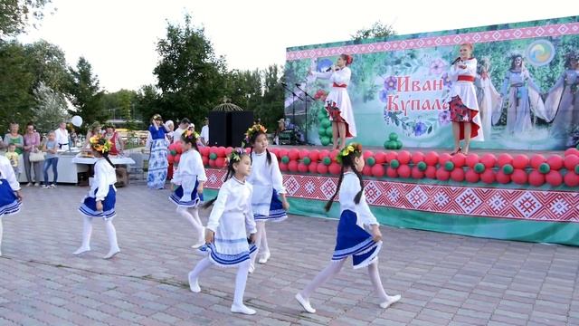 Сёстры Разенковы "Полька Белорусская" смотреть онлайн