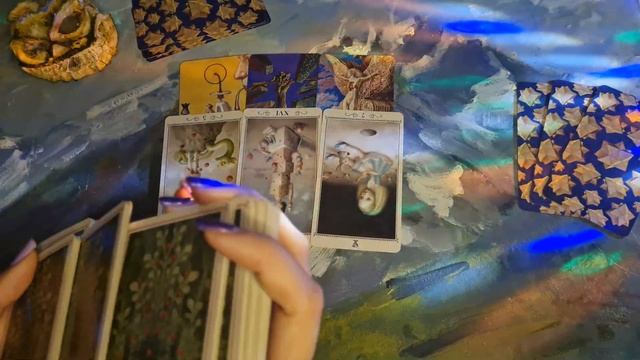 #таро ♤ Завидует ли подруга? Как моя подруга относится ко мне? смотреть онлайн