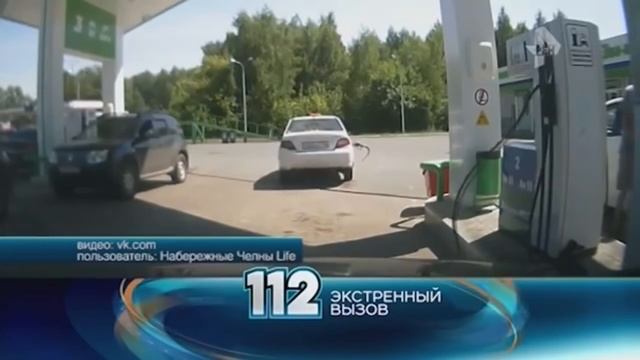 Таксист уехал с заправочным пистолетом. Набережные Челны смотреть онлайн