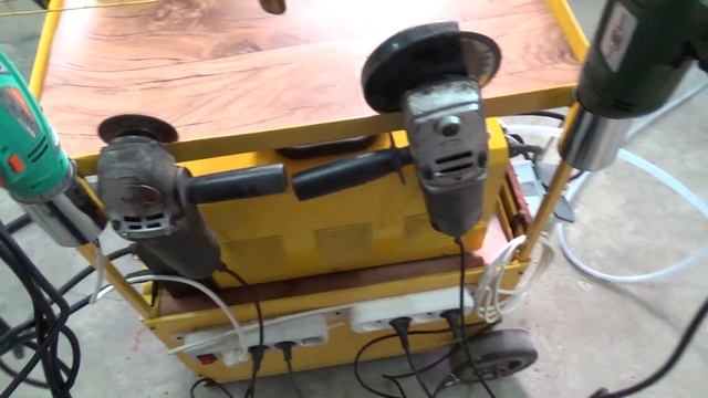 ТЕЛЕЖКА ДЛЯ СВАРКИ СВОИМИ РУКАМИ - TROLLEY FOR WELDING WITH HIS OWN HANDS смотреть онлайн