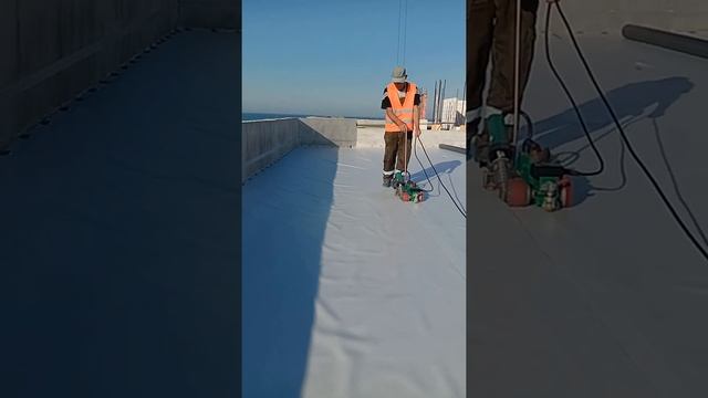 ЖК Адмиральская Лагуна, Севастополь - кровля с пвх-мембраной Plastfoil смотреть онлайн