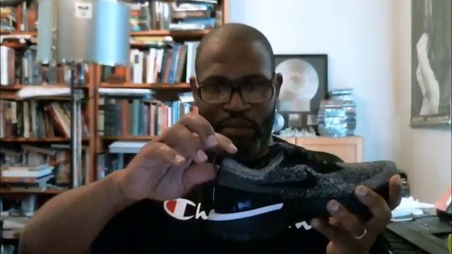 Nike Epic React Flyknit WMNS Cookies and Cream Oreo | Authentic Verification смотреть онлайн