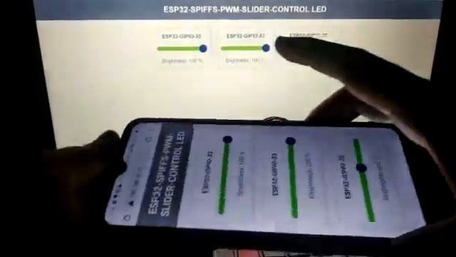 ESP32 Web Server (WebSocket)-PWM with Multiple Sliders смотреть онлайн