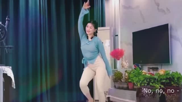 Китайский шаффл танец - исполняет Xiaoqing (Cяоцин) смотреть онлайн