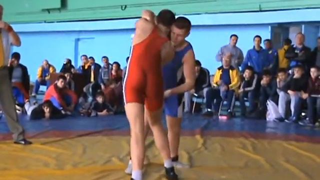 Чемпионат Украины по греко-римской борьбе 2013 г. юноши 98-99г.р.-74 смотреть онлайн