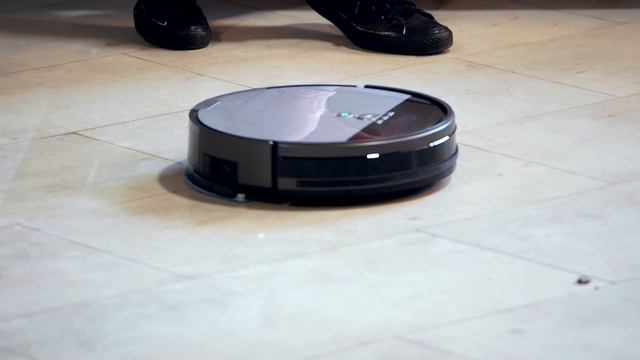 Обзор ILife V8s — робот-пылесос для сухой и влажной уборки смотреть онлайн